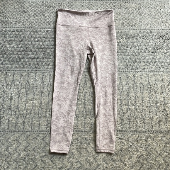 Athleta legging size large - Picture 9 of 13